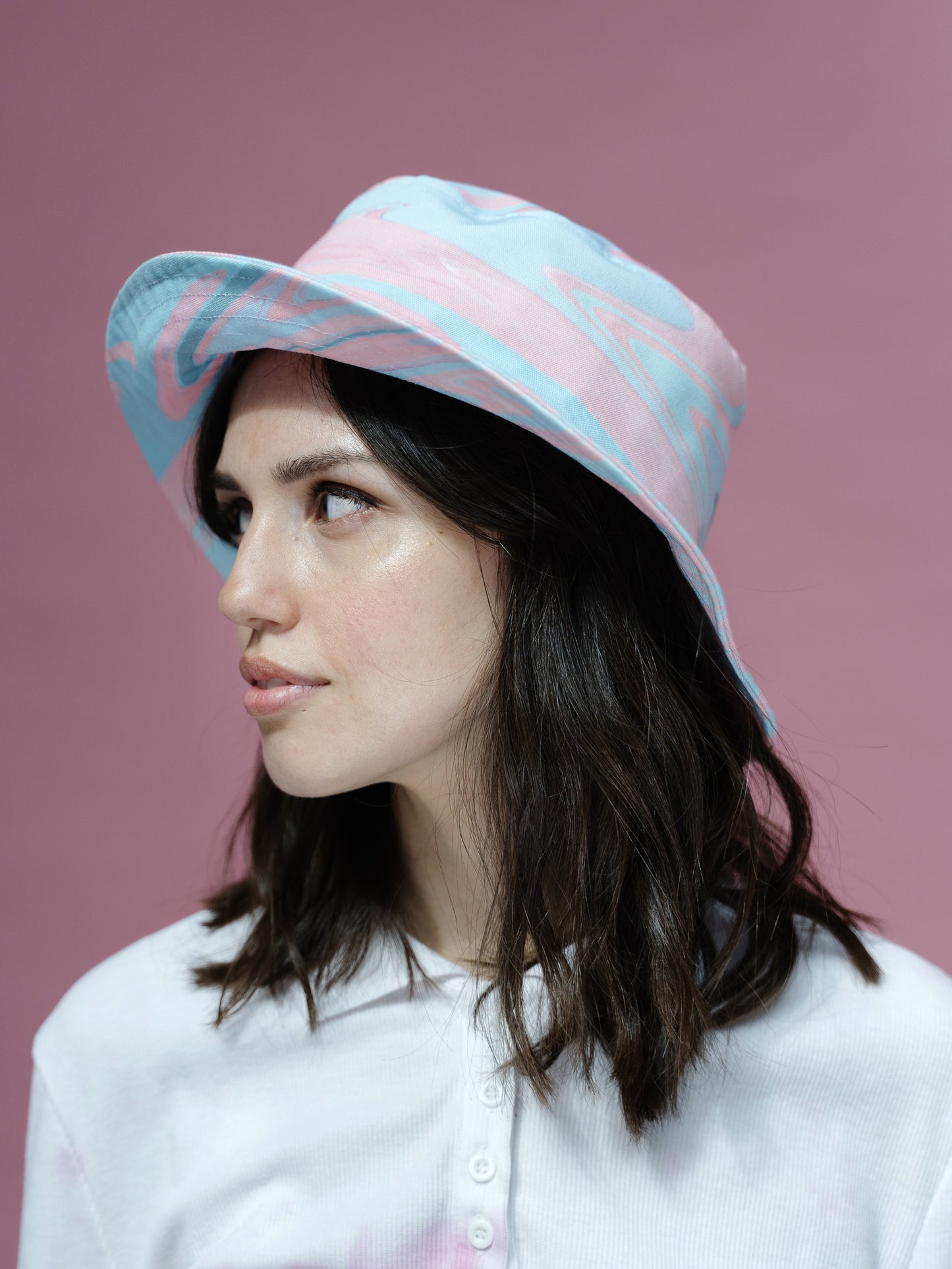 Unisex Trippy Stripe Bucket Hat in Pink & Blue