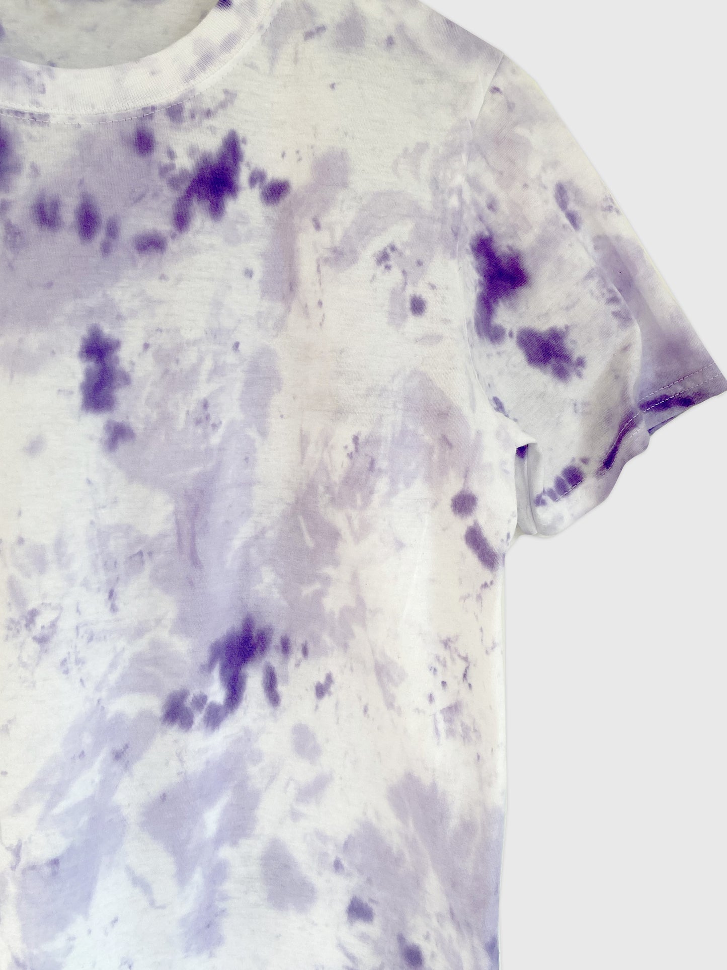 Tie-dye Unisex Top in Lavender